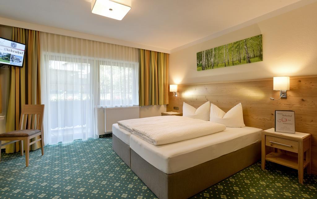 Hotel Garni Birkenhof Mayrhofen Exterior photo